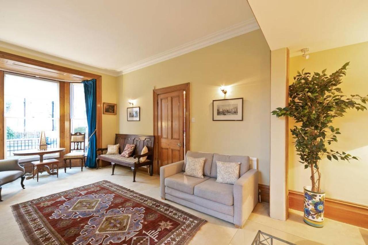 Casa de Férias New Gorgeous 5 Bed Victorian House In Hammersmith